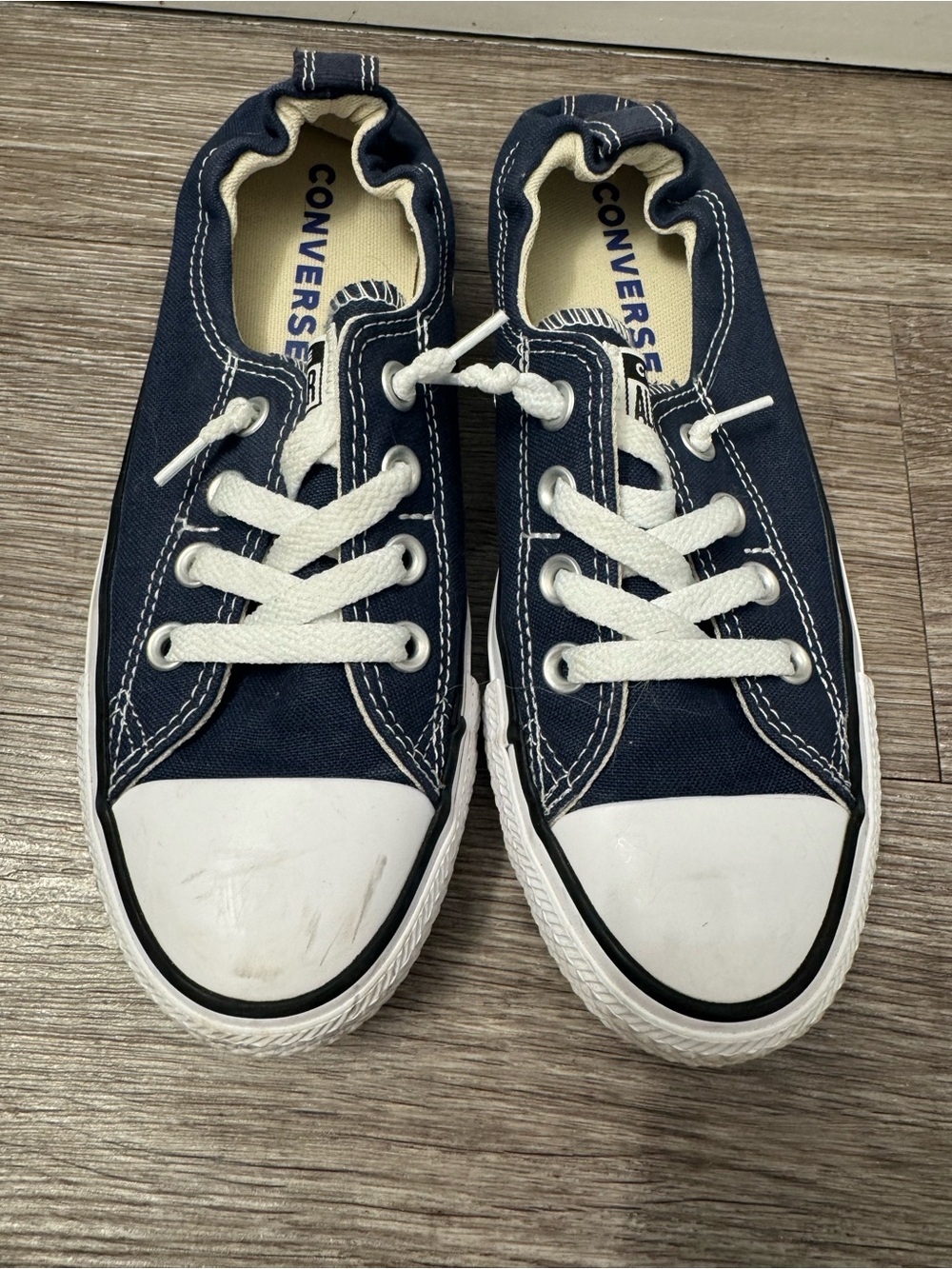 Converse Women’s Navy and White Low-Top Canvas Sneakers